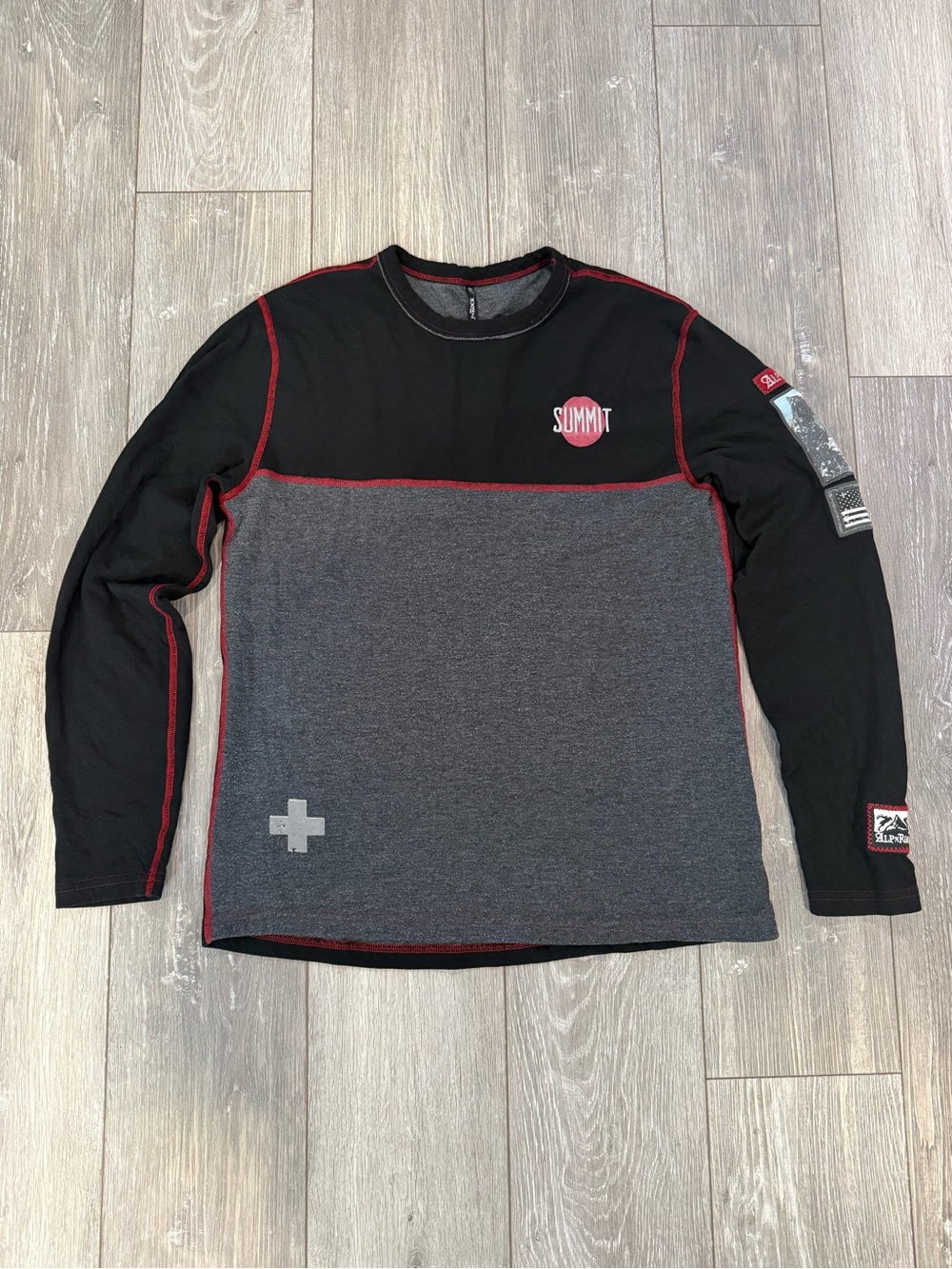 Alp N Rock Men's Two-Tone Long Sleeve Crew - Black & Charcoal with Red Trim